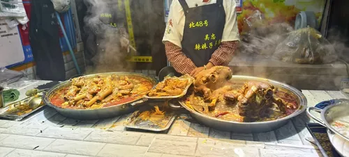 怀远夜市Huaiyan Night Market photo 7